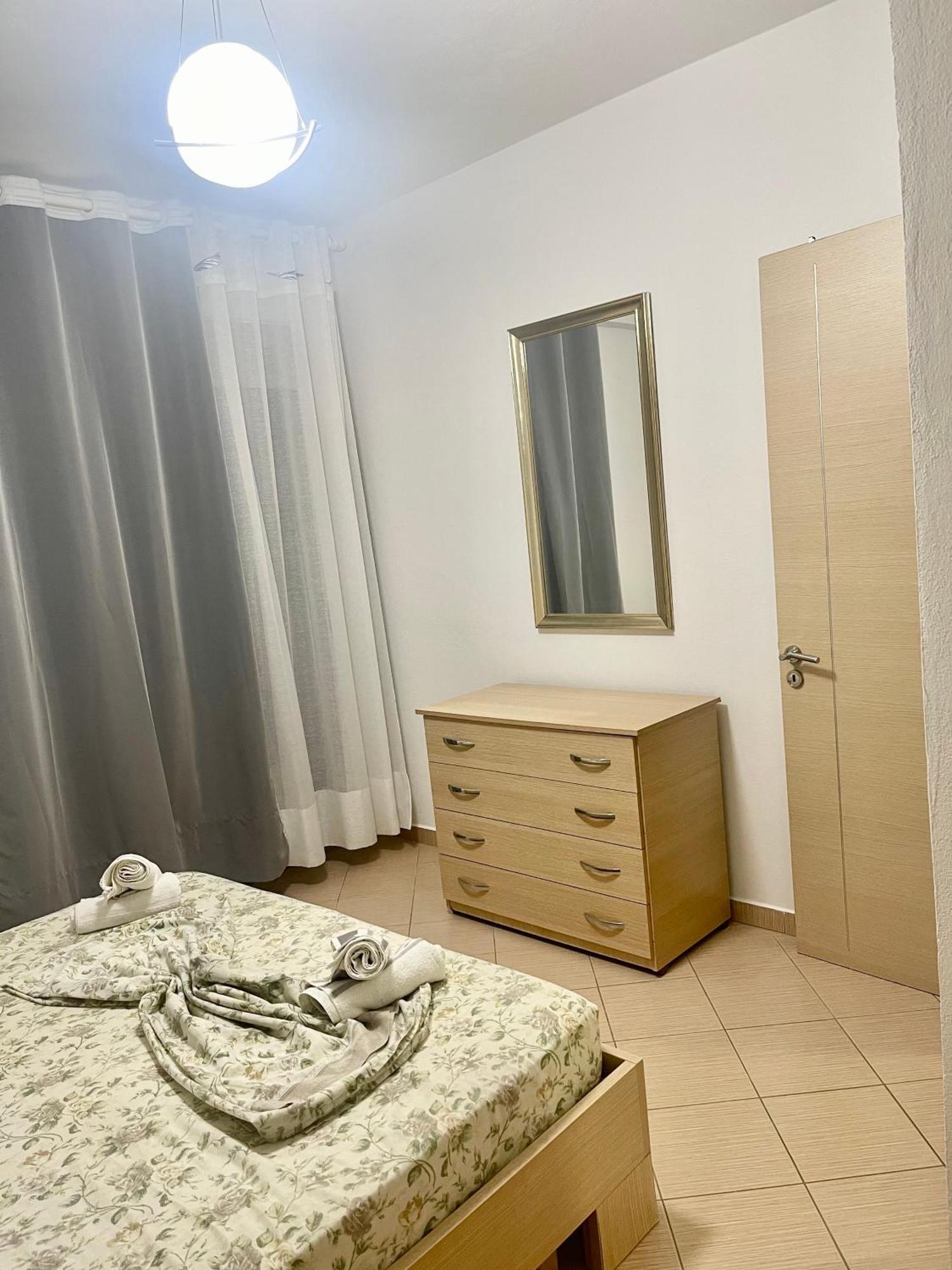Beach Apartments Durrës Eksteriør billede