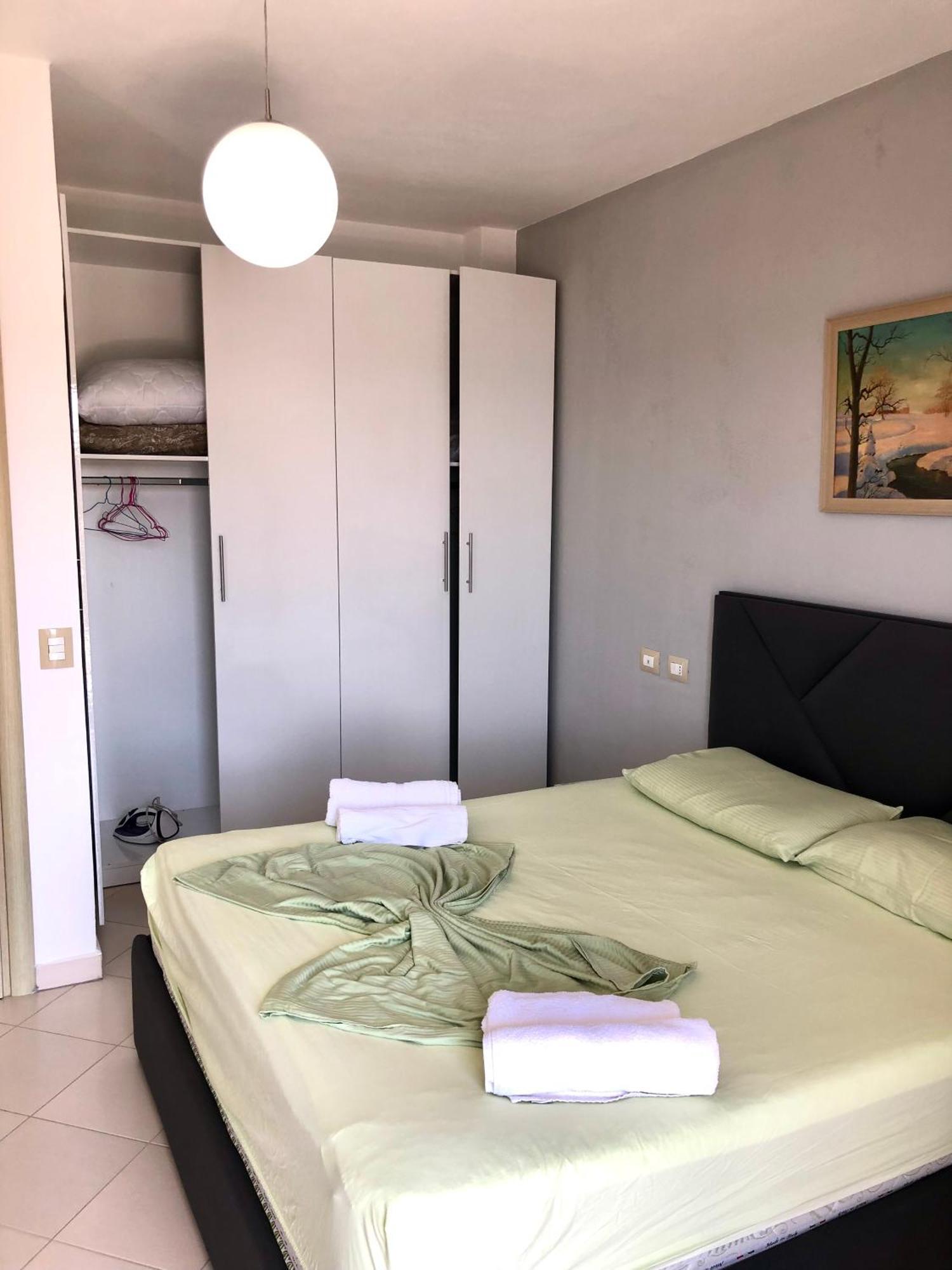 Beach Apartments Durrës Eksteriør billede