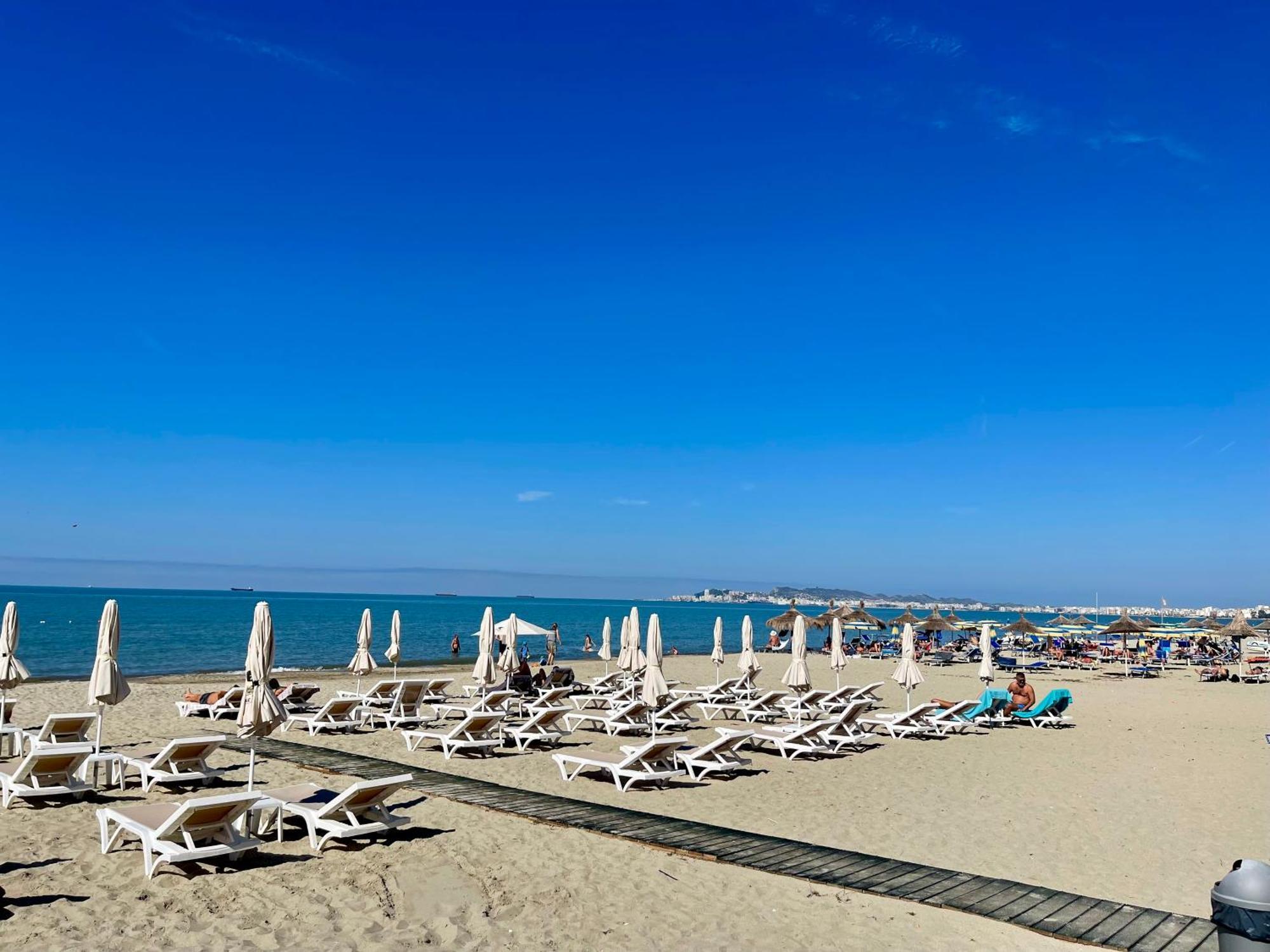 Beach Apartments Durrës Eksteriør billede