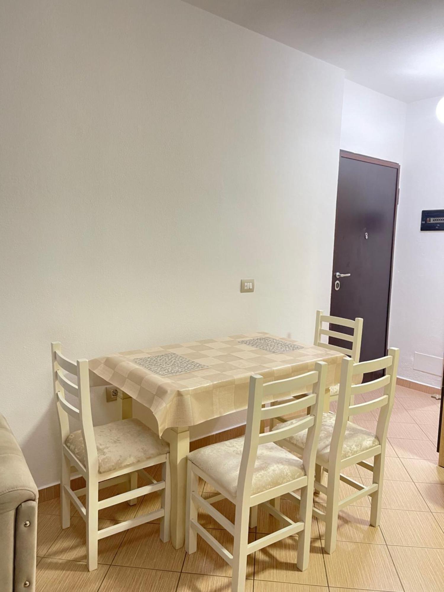 Beach Apartments Durrës Eksteriør billede